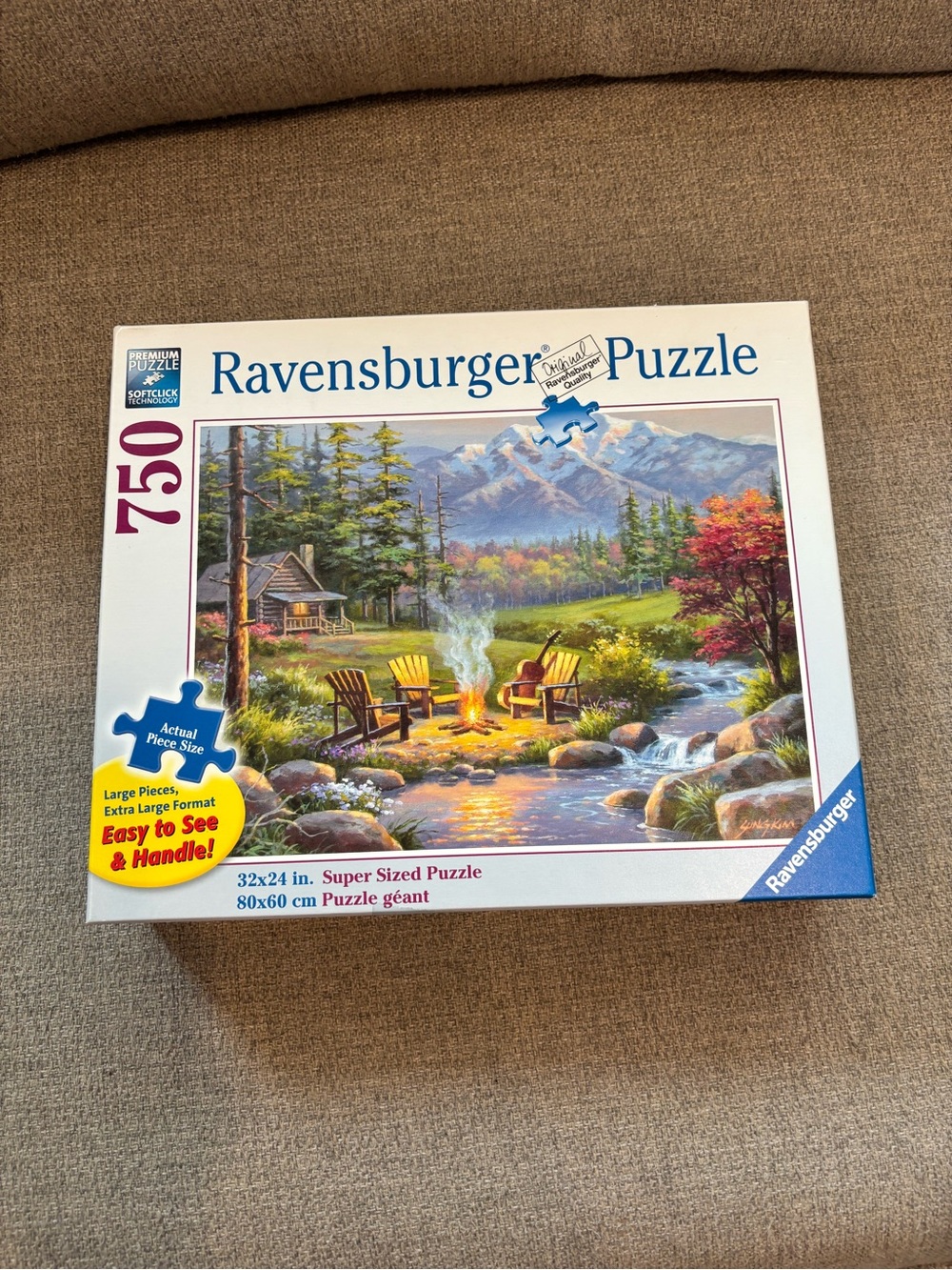Ravensburger 750 Large Format pieces - Riverside Livingroom